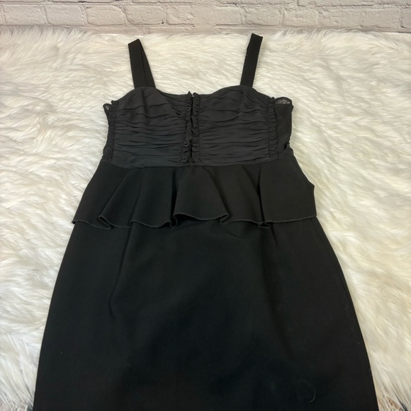 Jill Stuart Black Peplum Dress with Ruched Bodice Size 6 - Picture 3 of 9